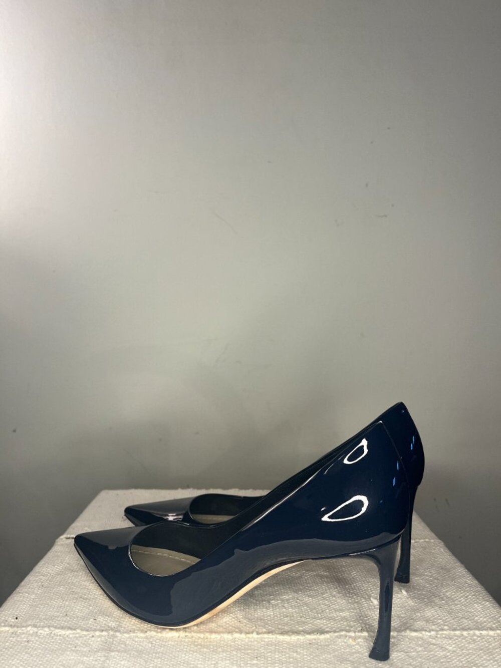 Dior Essence Pumps Navy Blue Patent Learher. 526 Marine. Worn Twice. - Picture 3 of 14